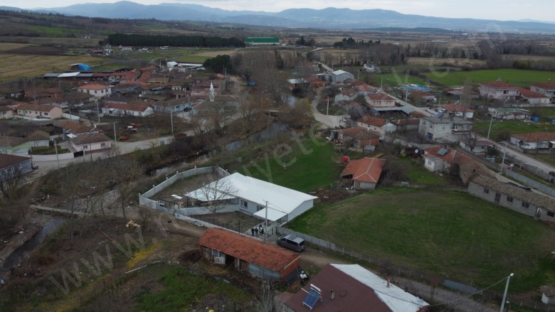 Tütüncü Mah. Gönen Satılık Köy Evi |  2+1 Oda | 233M2 2.800.000Tl | 2 Banyo | 1 Yatak Odası Resim-3