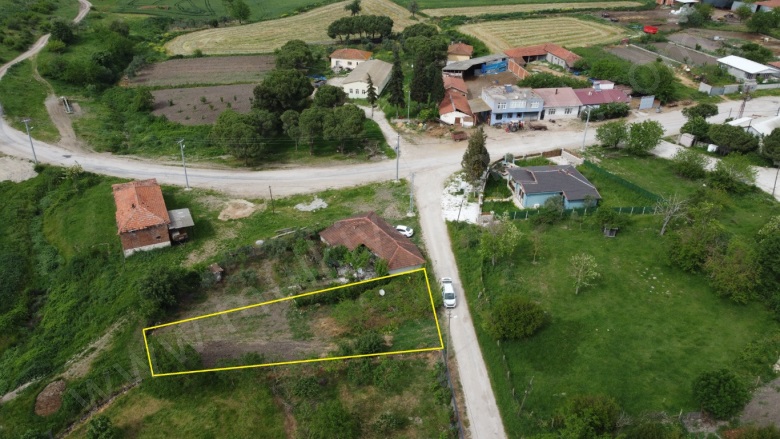 Bayramiç Mah. Gönen Satılık Arsa |  410M2 1.550.000Tl İmarlı  Resim-3