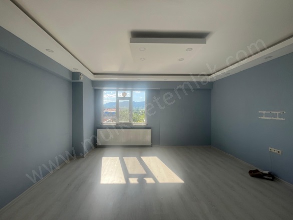 Rüstem Mah. Gönen Satılık Daire |  2+1 Oda | 100M2 2.850.000Tl | 3. Kat | Doğalgaz(Kombi) | 1 Banyo | 1 Yatak Odası Resim-2