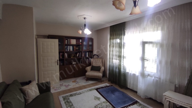 Kurtuluş Mah. Gönen Satılık Daire |  3+1 Oda | 120M2 2.950.000Tl | 3. Kat | Doğalgaz(Kombi) | 1 Banyo | 1 Yatak Odası Resim-2