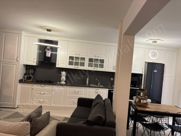 Gündoğdu Mah. Gönen Satılık Daire |  3+2 Oda | 140M2 3.750.000Tl | Dubleks | Doğalgaz(Kombi) | 1 Banyo | 1 Yatak Odası Resim-2