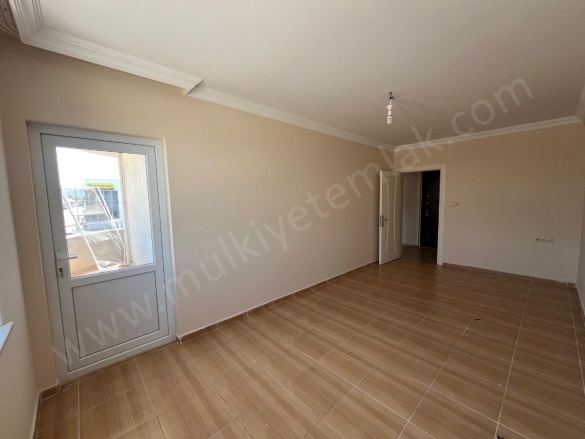 100.Yıl Mah. Gönen Kiralık Daire |  2+1 Oda | 115M2 Aylık 15.000Tl | 2. Kat | Doğalgaz(Kombi) | 1 Banyo | 1 Yatak Odası Resim-3