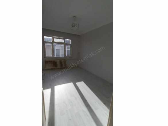 Kurtuluş Mahallesi Pazar Caddesi 3+1 Kiralık Daire Gönen