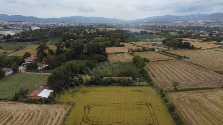 Kurtuluşta Satılık Bağ 2 Dönüm Arazi Gönen Kurtuluş Mah