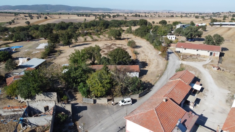 Osmanpazar Mah. Gönen Satılık Müstakil Ev |  2+1 Oda | 900M2 2.150.000Tl | Müstakil | Soba | 1 Banyo | 1 Yatak Odası Resim-4