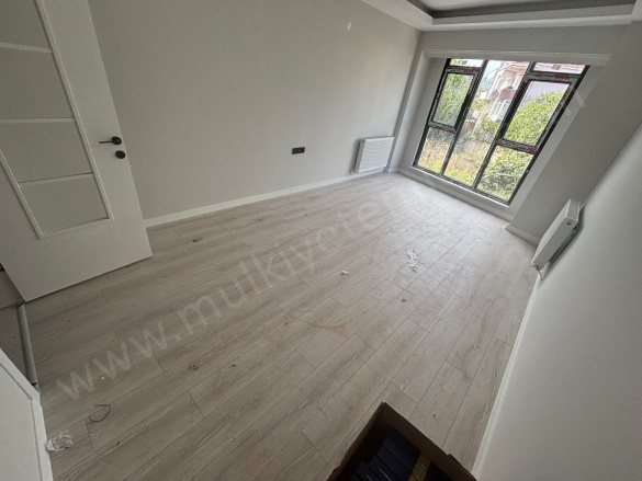 Rüstem Mah. Gönen Satılık Daire |  2+1 Oda | 90M2 3.250.000Tl | 1. Kat | Doğalgaz(Kombi) | 1 Banyo | 1 Yatak Odası Resim-1