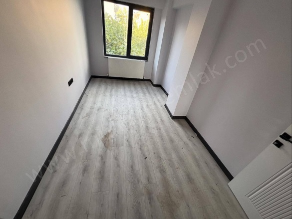 Gündoğdu Mah. Gönen Satılık Daire |  2+1 Oda | 103M2 3.650.000Tl | 3. Kat | Doğalgaz(Kombi) | 1 Banyo | 1 Yatak Odası Resim-3