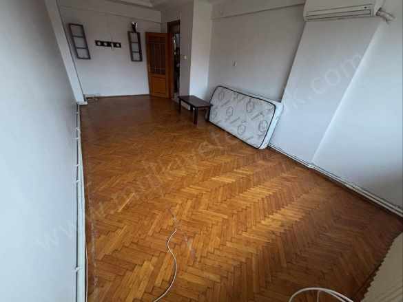 Kurtuluş Mahallesinde 3+1 Satılık Daire Fırsat Gönen