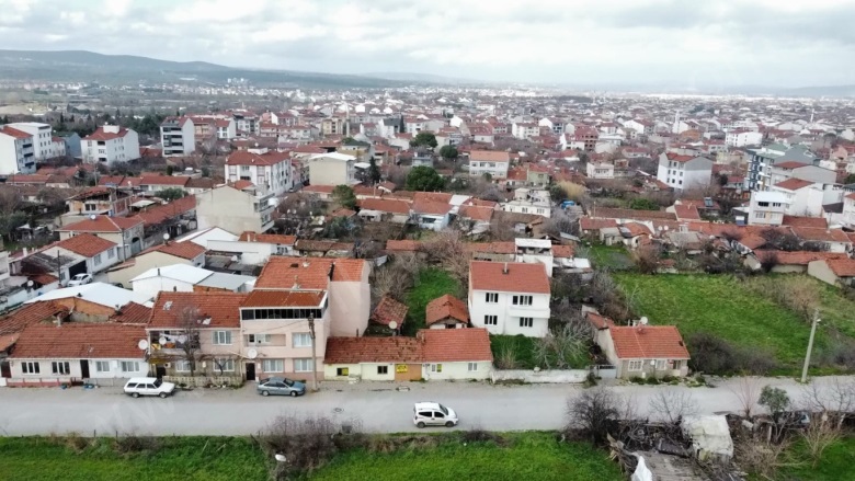 Plevne Mah. Gönen Satılık Arsa |  581M2 7.500.000Tl İmarlı  Resim-4