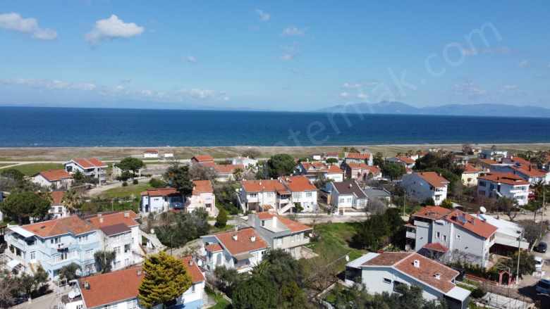 Denizkent Merkez Kısımda 353 M2 Satılık Arsa Gönen Altay Mah