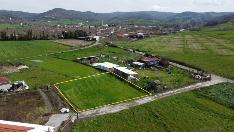 Tütüncü Mah. Gönen Satılık Tarla |  830M2 1.500.000Tl Resim-1