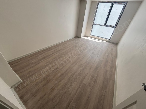 Gündoğdu Mah. Gönen Satılık Daire |  5+1 Oda | 240M2 6.500.000Tl | Dubleks | Doğalgaz(Kombi) | 4 Banyo Resim-4