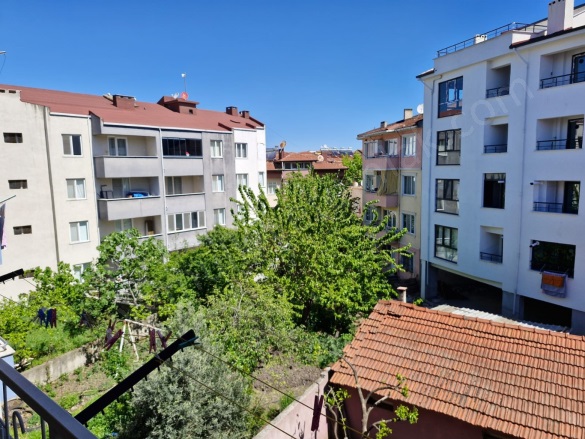 Gündoğdu Mah. Gönen Kiralık Daire |  2+1 Oda | 110M2 Aylık 15.000Tl | 3. Kat | Doğalgaz(Kombi) Resim-3