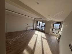 Gönen Plevne Mah. Satılık Daire 4+1 230 M2 | 4. Kat | Doğalgaz(Kombi) | 2 Banyo | 1 Yatak Odası