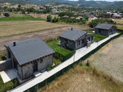 Gönen Tütüncüde Taş Ev Lar 2+1 Satılık Villa Tütüncü Mah