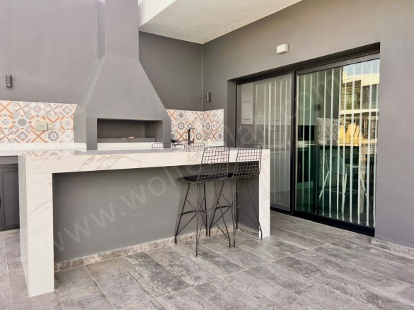 Merkez Gazimağusa Satılık Villa |  8+ Oda | 550M2 700.000£  Krediye Uygun  Eşyalı  | Klima | 3 Banyo | 3 Yatak Odası Resim-5