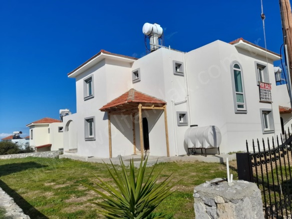 Merkez Girne Satılık Villa |  315M2 450.000£ Resim-3