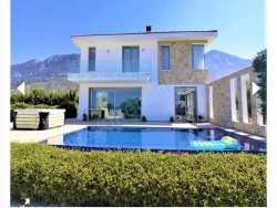 Merkez Merkez Satılık Villa 3+1 265 M2 | Klima | 3 Banyo | 3 Yatak Odası