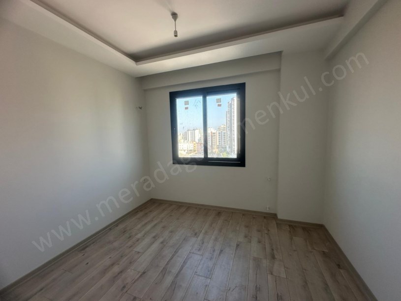 ÜNİVERTEYE YÜRÜME MESAFESİNDE YÜKSEK KİRA GETİRİLİ
