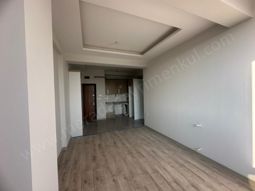 ÜNİVERTEYE YÜRÜME MESAFESİNDE YÜKSEK KİRA GETİRİLİ