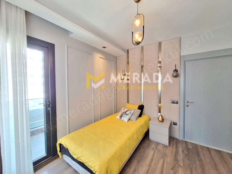 TECEDE SİTE İÇİNDE EBEVEYN BANYOLU AÇIK MUTFAK 3+1