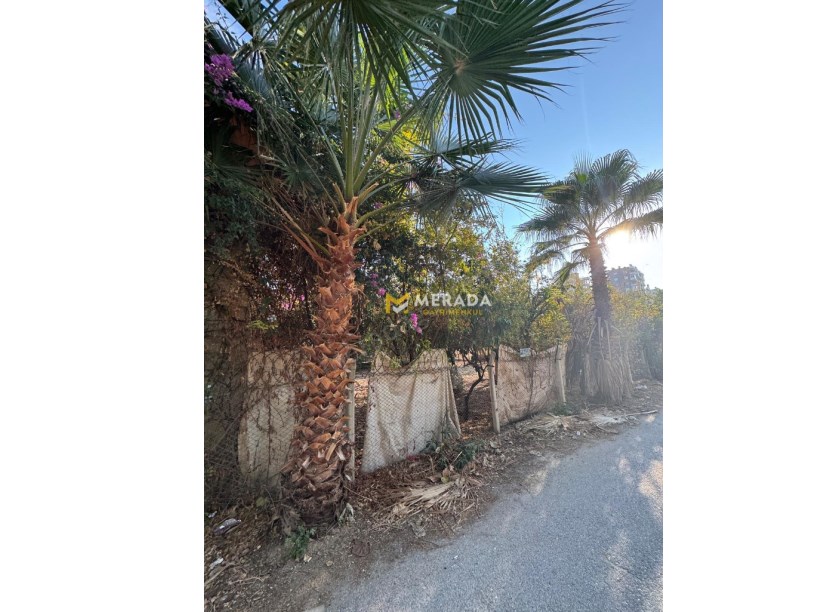 CENGİZ TOPAL CD ÜZERİ VİLLALIK ARSA 409 M2