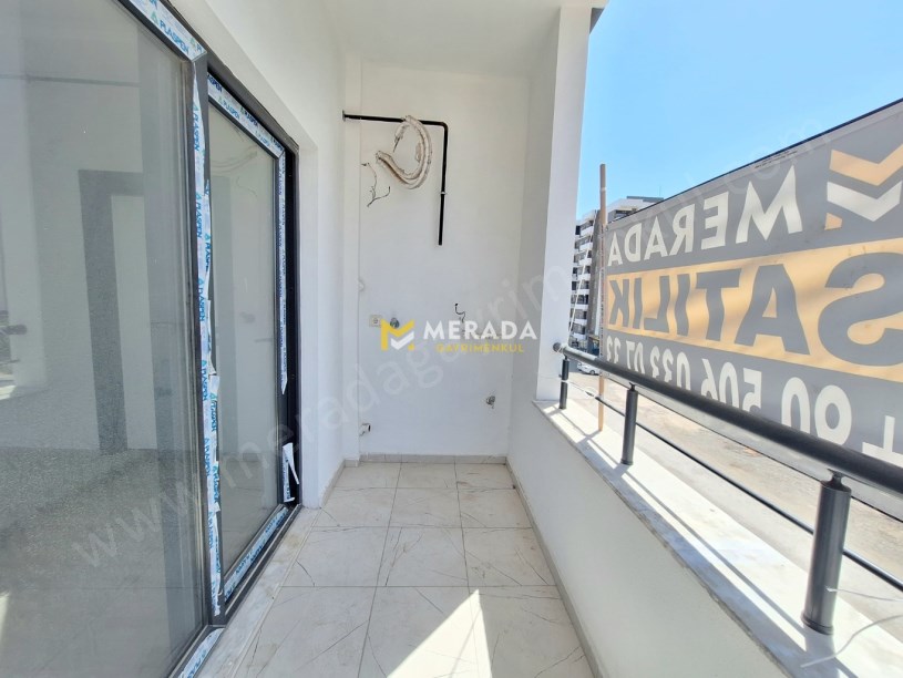 TECEDE GMKYA YAKIN SİTE İÇERİSİNDE ÖZEL TERASLI 1+1