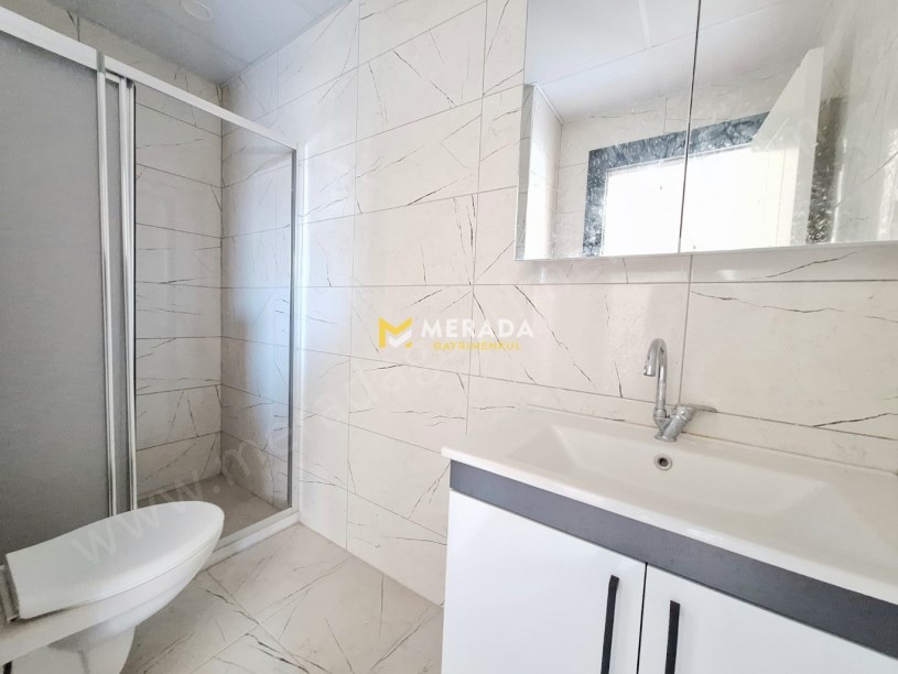 TECEDE GMKYA YAKIN SİTE İÇERİSİNDE ÖZEL TERASLI 1+1