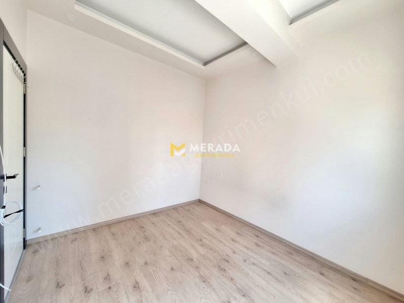 TECEDE GMKYA YAKIN SİTE İÇERİSİNDE ÖZEL TERASLI 1+1