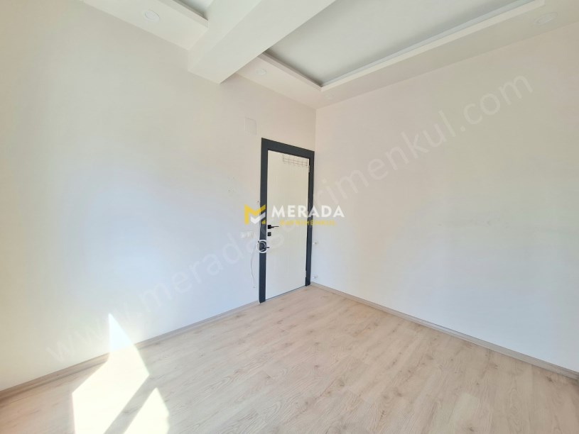 TECEDE GMKYA YAKIN SİTE İÇERİSİNDE ÖZEL TERASLI 1+1