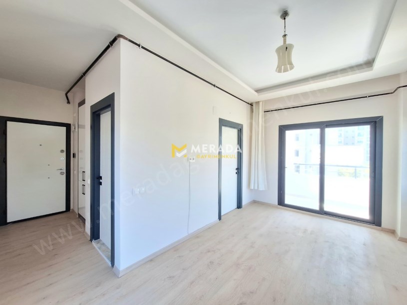 TECEDE GMKYA YAKIN SİTE İÇERİSİNDE ÖZEL TERASLI 1+1