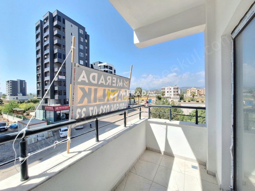 TECEDE GMKYA YAKIN SİTE İÇERİSİNDE ÖZEL TERASLI 1+1