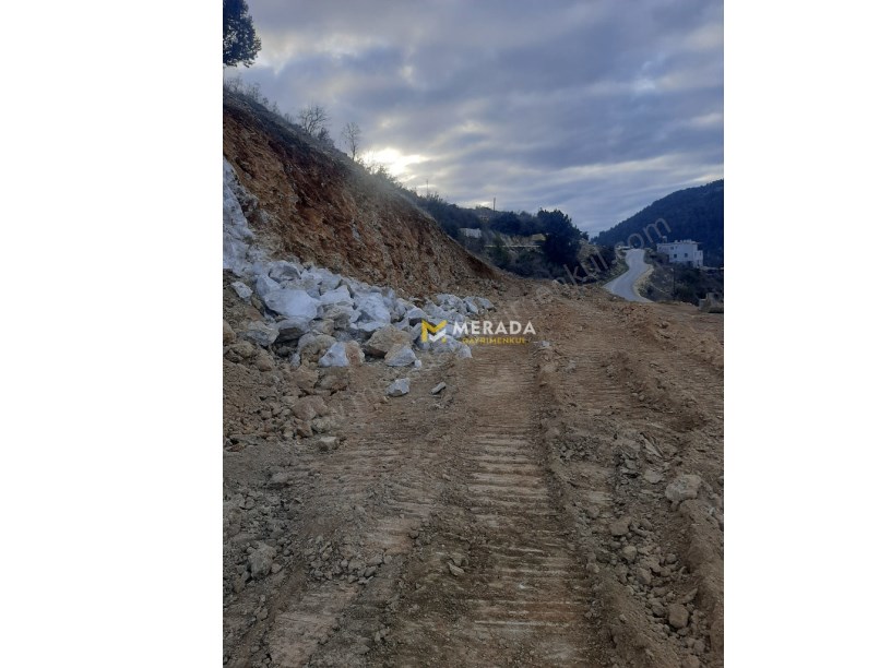  KÖRMENLİKTE 4000 M2 KAÇMAZ İMARLI ARSA
