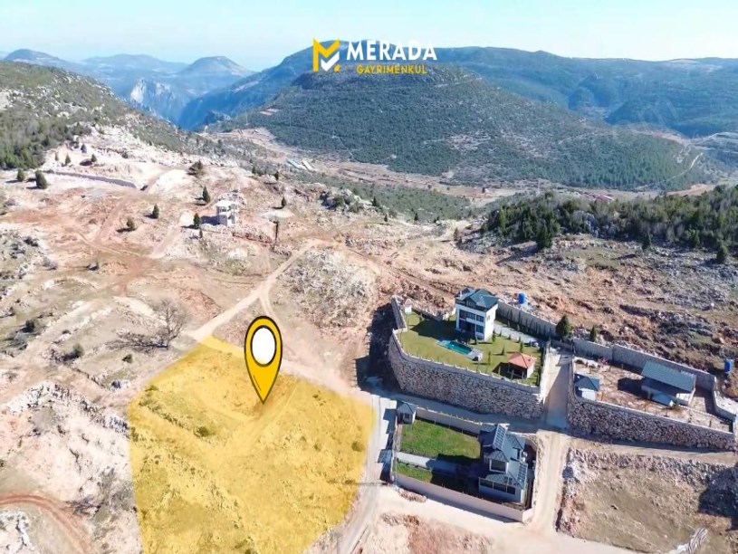 ÇAMLIYAYLA YOLU TRAFOLAR KARŞISI KAÇMAZ 1621 ARSA