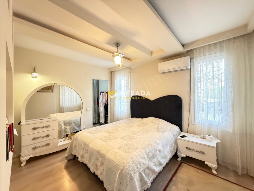 YENİŞEHİRDE MERKEZİ KONUMDA MASRAFSIZ SİTE İÇİ 3+1