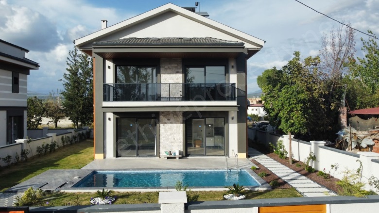 Gerişburnu Mah. Seydikemer Satılık Villa |  4+1 Oda | 200M2 9.500.000Tl  Krediye Uygun  | Villa Ve Müstakil | Isı Pompası | 3 Banyo | 4 Yatak Odası Resim-3