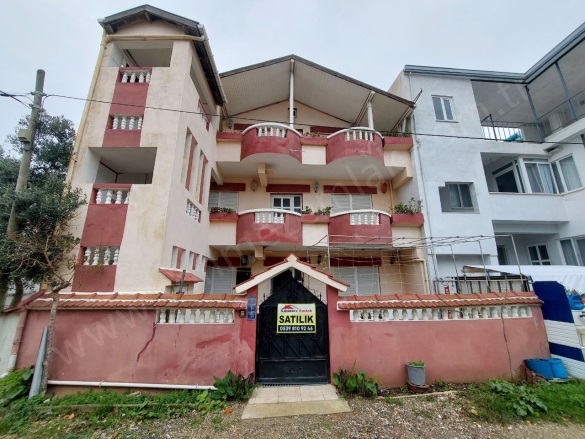 Eğerce Mah. Mudanya Satılık Villa |  4+2 Oda | 250M2 7.350.000Tl Eşyalı  | Komple Bina | Soba | 4 Banyo | 2 Yatak Odası Resim-1