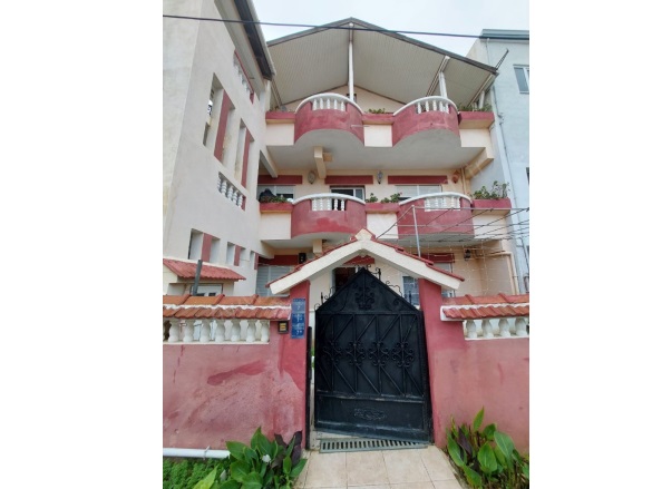 Eğerce Mah. Mudanya Satılık Villa |  4+2 Oda | 250M2 7.350.000Tl Eşyalı  | Komple Bina | Soba | 4 Banyo | 2 Yatak Odası Resim-5