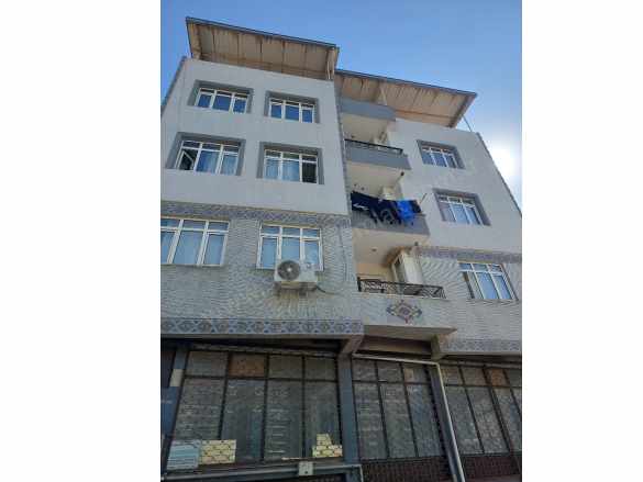 Bursa Yıldırım Yiğitlerde Satılık Müstakil Ev Lokasyonlu 5 Katlı Köşe 8+ Yiğitler Mah