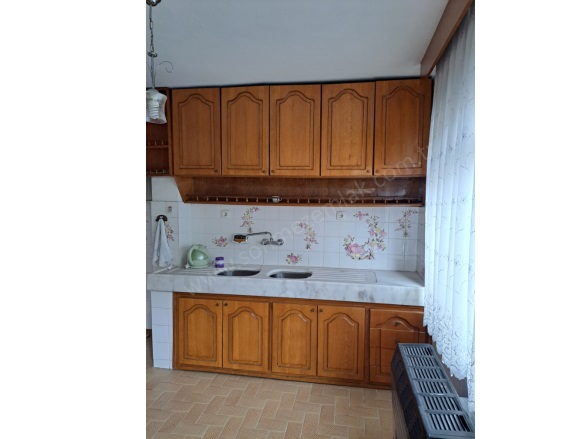 Güllük Mah. Yıldırım Kiralık Daire |  2+1 Oda | 100M2 Aylık 12.500Tl | 2. Kat | Doğalgaz Sobası | 1 Banyo | 1 Yatak Odası Resim-5