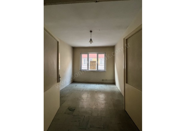 Beyazıt Mah. Yıldırım Kiralık Daire |  2+1 Oda | 100M2 Aylık 13.000Tl | 1. Kat | Doğalgaz Sobası | 1 Banyo | 1 Yatak Odası Resim-5