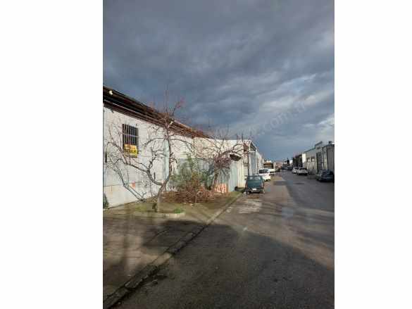 Bursa Yıldırım Otosansit Sanayi Sitesi 9 Blokta Kiralık Dükkan 3 Bişik 432M2 Köşe 3+2 Yiğitler Mah