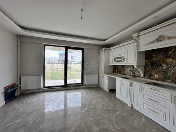 Yarımca Mah. Aziziye Satılık Villa |  6+1 Oda | 450M2 10.950.000Tl  Krediye Uygun  | Dubleks | Doğalgaz(Kombi) | 3 Banyo Resim-5