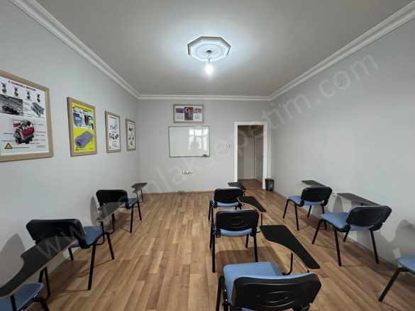 Yıldızkent Üst Yola Yakın Lokasyonda Satılık Daire 4+1 Palandöken Müftü Solakzade Mah