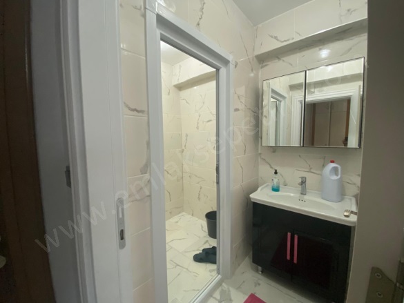 Müftü Solakzade Mah. Palandöken Satılık Daire |  4+1 Oda | 230M2 3.900.000Tl  Krediye Uygun  | 7. Kat | Doğalgaz Sobası | 2 Banyo Resim-5