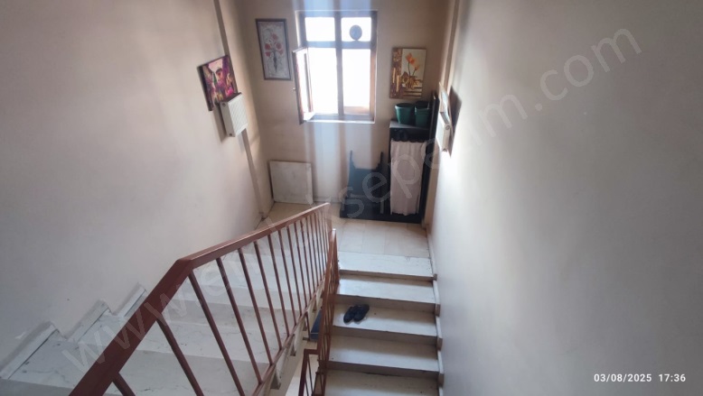 Lalapaşa Mah. Yakutiye Kiralık Daire |  3+1 Oda | 150M2 Aylık 13.750Tl | 5. Kat | Doğalgaz(Kombi) | 2 Banyo Resim-5