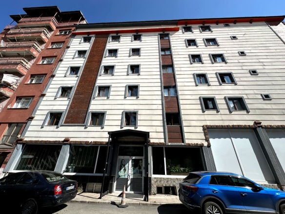 Ömer Nasuhi Bilmen Mah. Yakutiye Devren İşyeri |  4.5+1 Oda | 1510M2 13.000.000Tl | Merkezi Isınma Resim-1