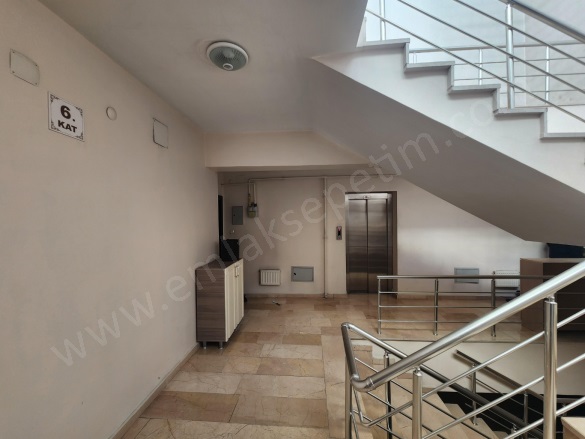 Ömer Nasuhi Bilmen Mah. Yakutiye Satılık Daire |  4+1 Oda | 220M2 5.600.000Tl  Krediye Uygun  | 7. Kat | Doğalgaz(Kombi) | 2 Banyo Resim-1