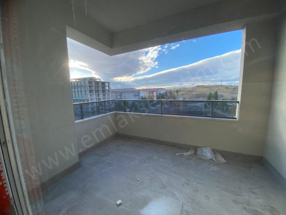 Müftü Solakzade Mah. Palandöken Satılık Daire |  3+1 Oda | 126M2 5.250.000Tl  Krediye Uygun  | 5. Kat | Merkezi Isınma | 2 Banyo Resim-2
