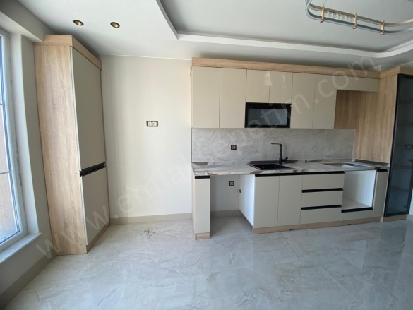 Dadaşköy Mah. Yakutiye Satılık Daire |  4+1 Oda | 161M2 5.150.000Tl | 3. Kat | Merkezi Isınma | 2 Banyo Resim-4